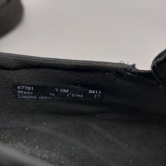 Clarks 67781 Leather Upper Size 7.5M Made in China Round Toe Loafer Slip on - Picture 4 of 10